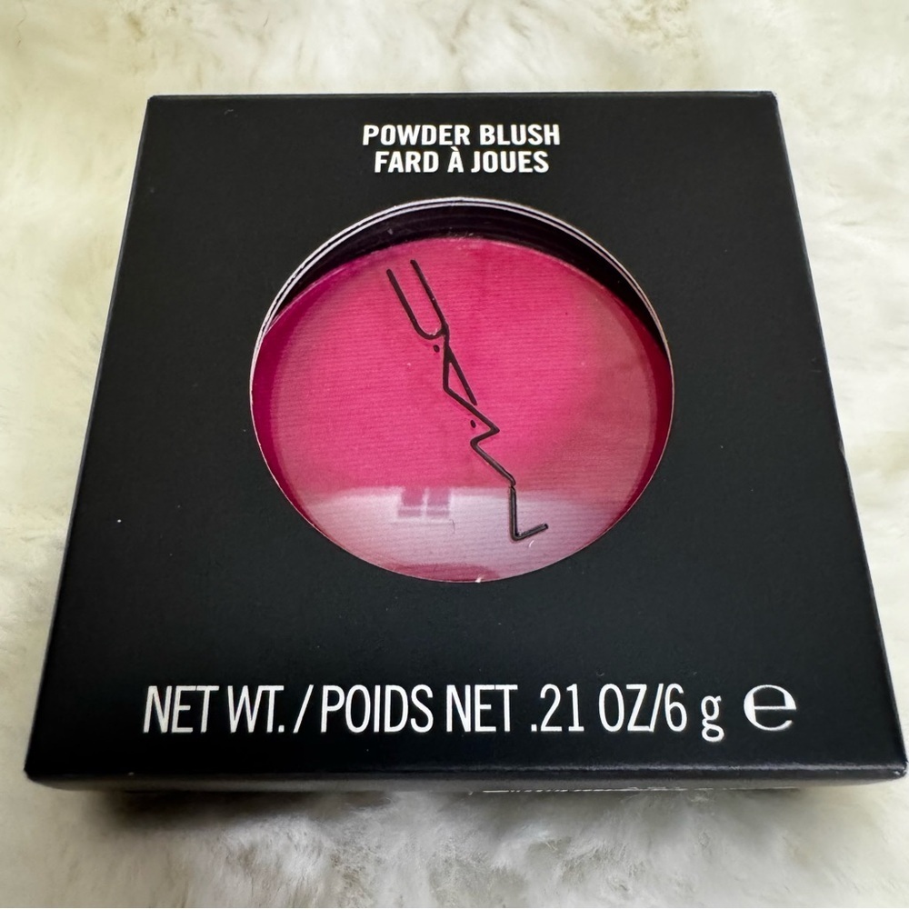 MAC Full Fuchsia Powder Blush .21 oz  NIB